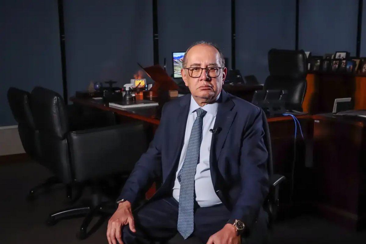 'Não se trata de algo ingênuo', afirma Gilmar Mendes sobre mulher que pichou estátua