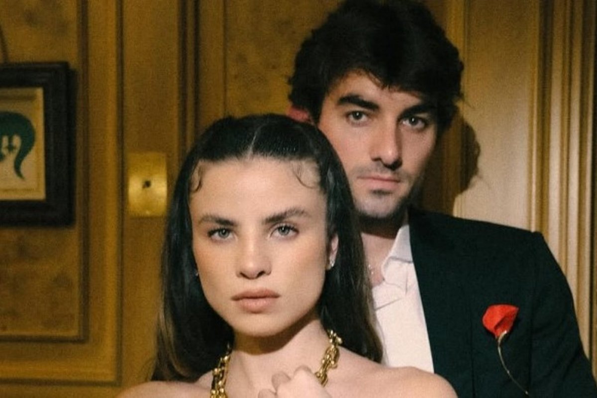 Brasileira subirá ao altar com herdeiro da família Kennedy!