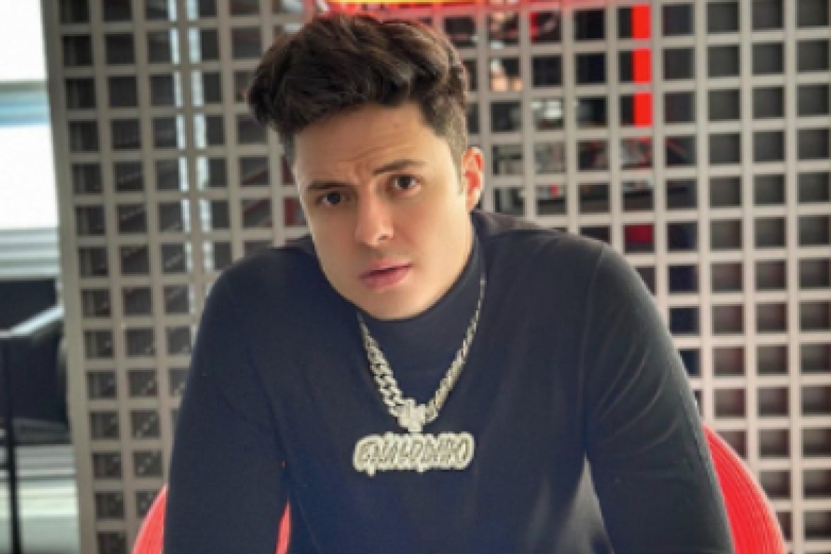 Youtuber Enaldinho nega ter acusado motorista de aplicativo de roubo em Salvador