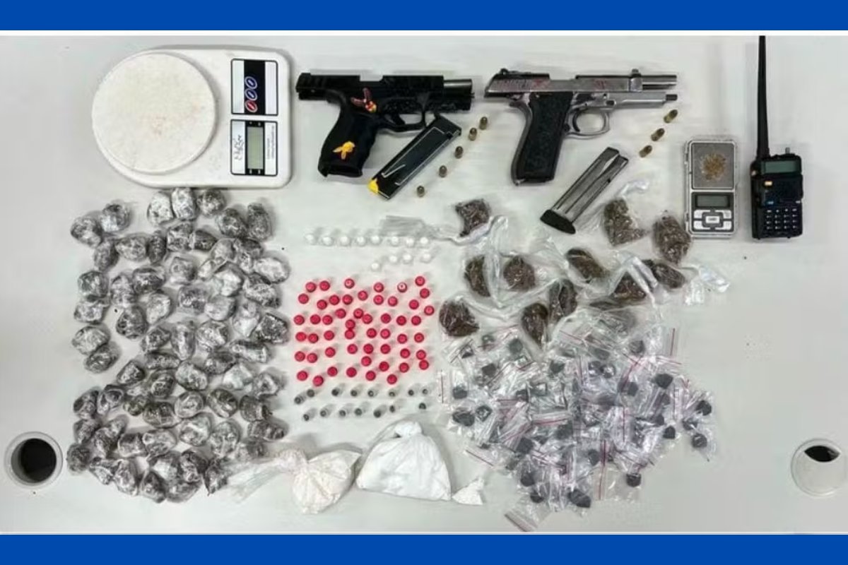 Dupla morre e dois PMs ficam feridos após troca de tiros em bairro de Salvador