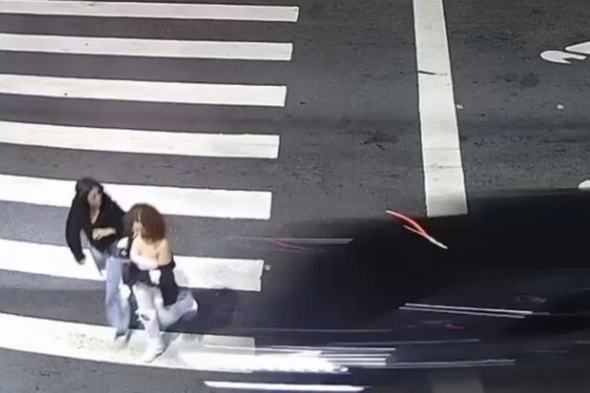 Defesa de motorista que matou jovens no ABC diz que semáforo estava verde