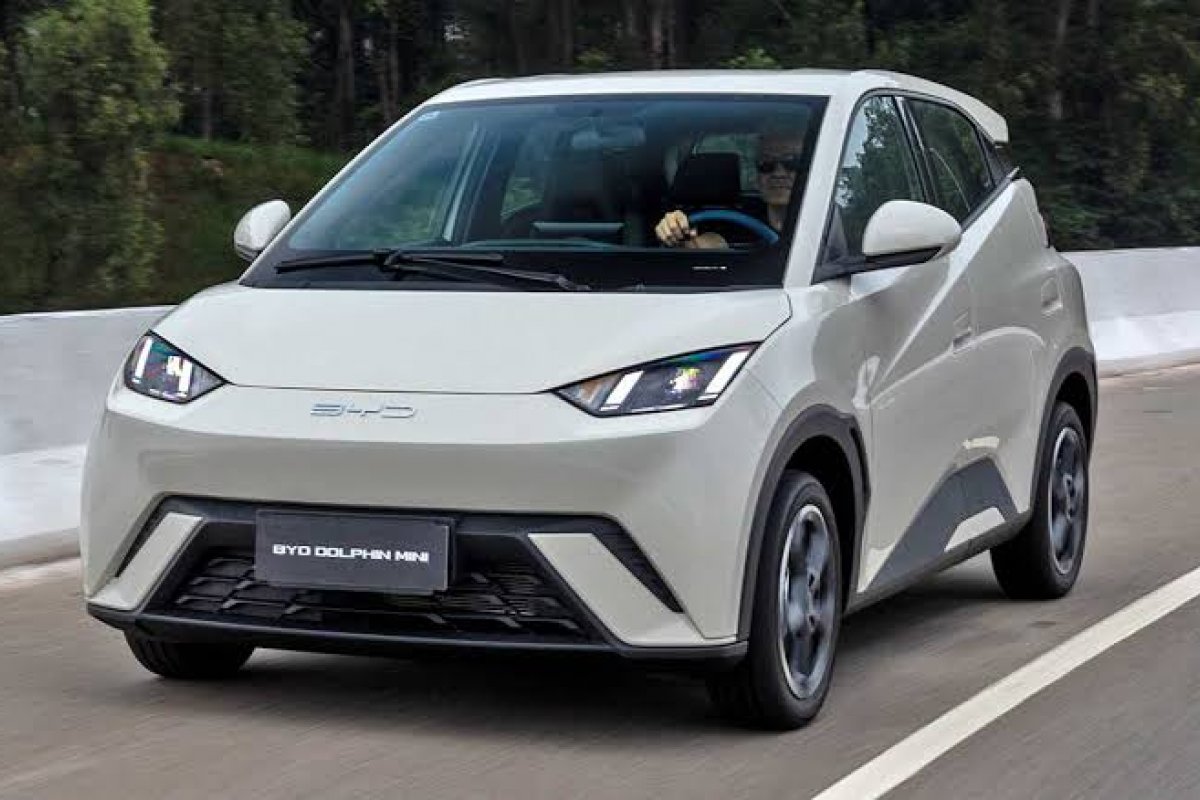 BYD Dolphin Mini 2025: teste com o elétrico mais vendido do país