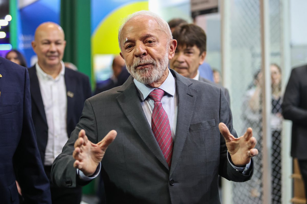 Lula publica medida provisória com correção da tabela do Imposto de Renda