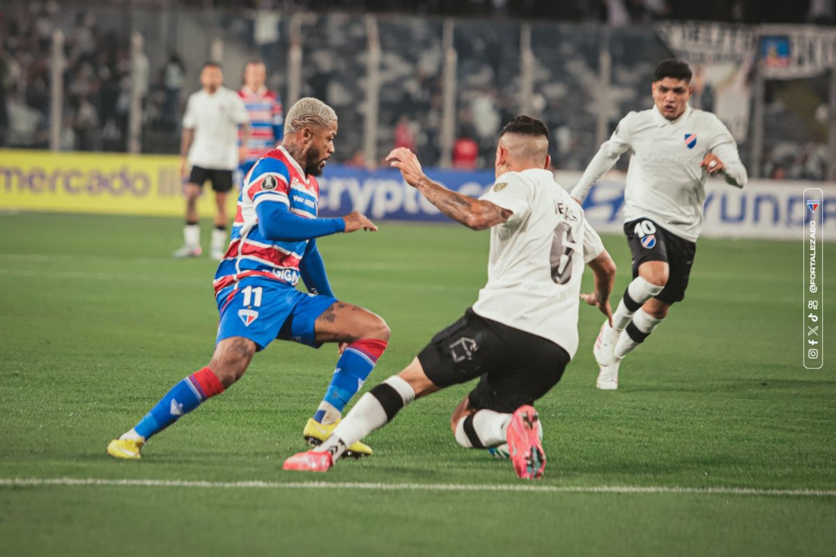 Após morte de torcedores, Colo-Colo suspende comemorações em homenagem ao centenário do clube