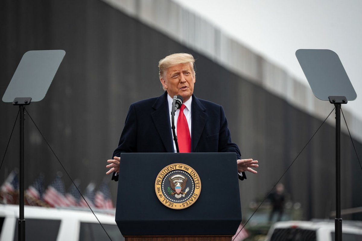 Justiça dos EUA determina que governo Trump não pode revogar status legal de 530 mil imigrantes