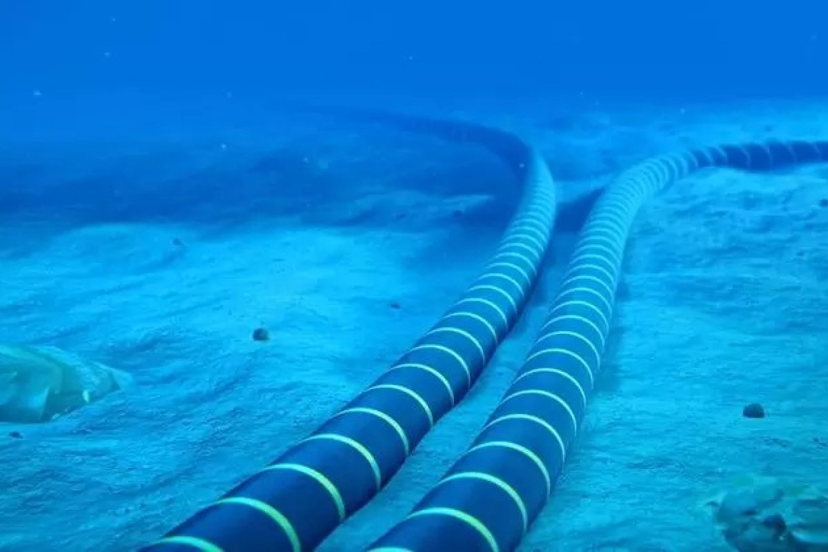 Ataques russos a cabos submarinos ameaçam apagões globais da internet; entenda