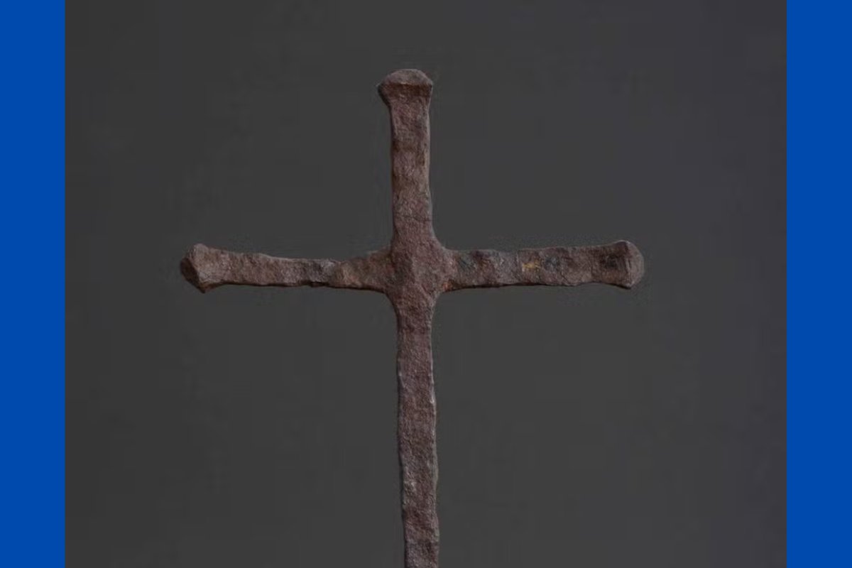 Cruz usada na primeira missa do Brasil retorna a território brasileiro para série de celebrações na Semana Santa