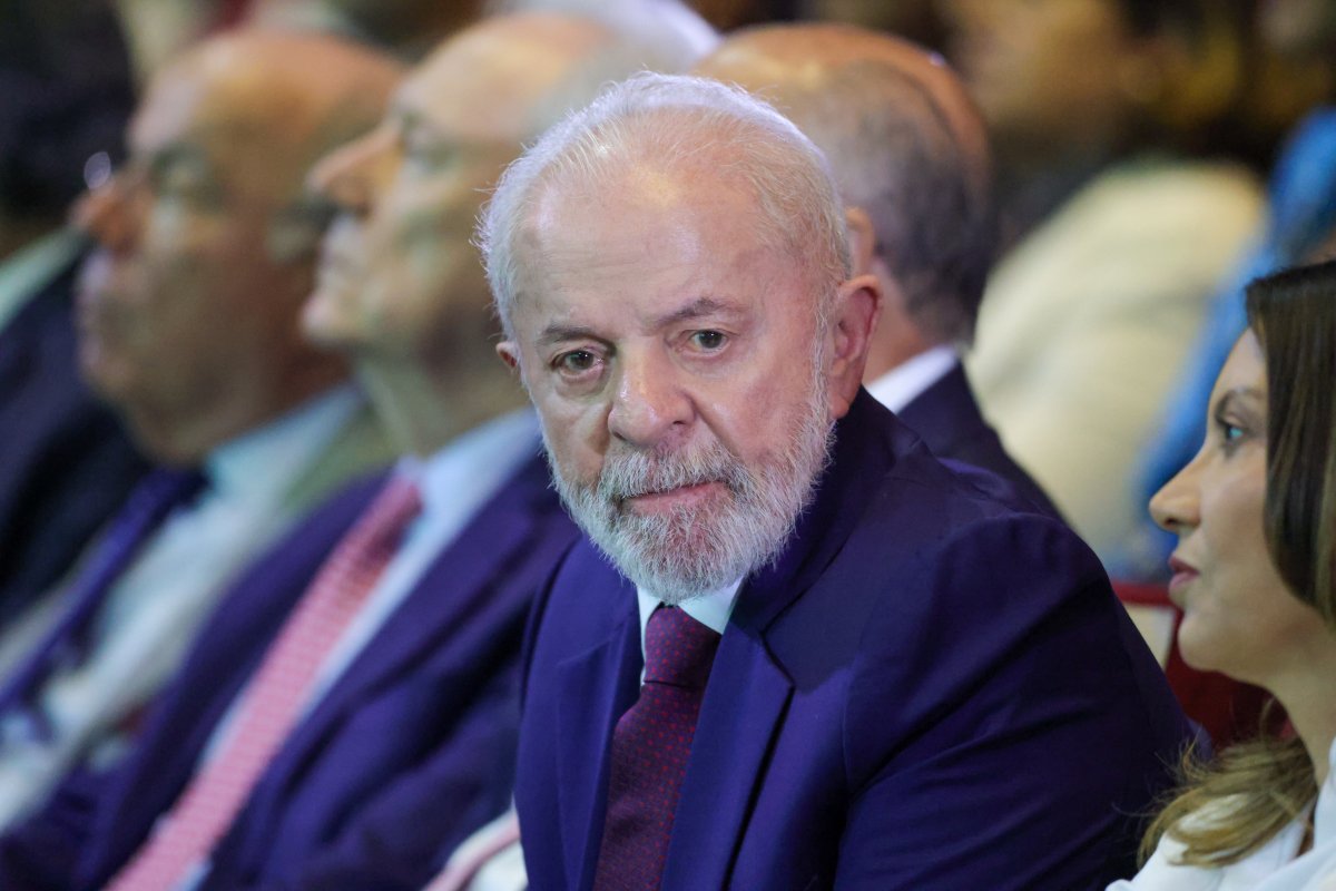 Planalto cobra deputados da base de Lula que assinaram urgência de projeto da anistia