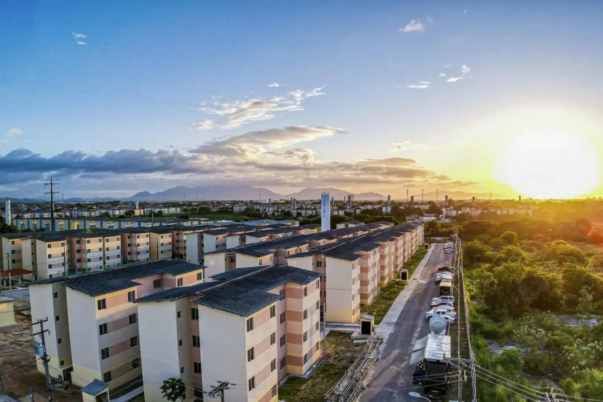 Financiamento habitacional para famílias de até R$ 12 mil terá juros reduzidos, anuncia governo
