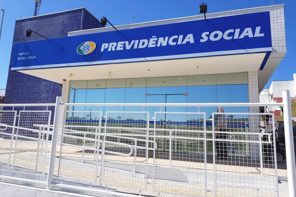 INSS e bancos não abrem nos feriados de Páscoa e Tiradentes; veja como será o funcionamento