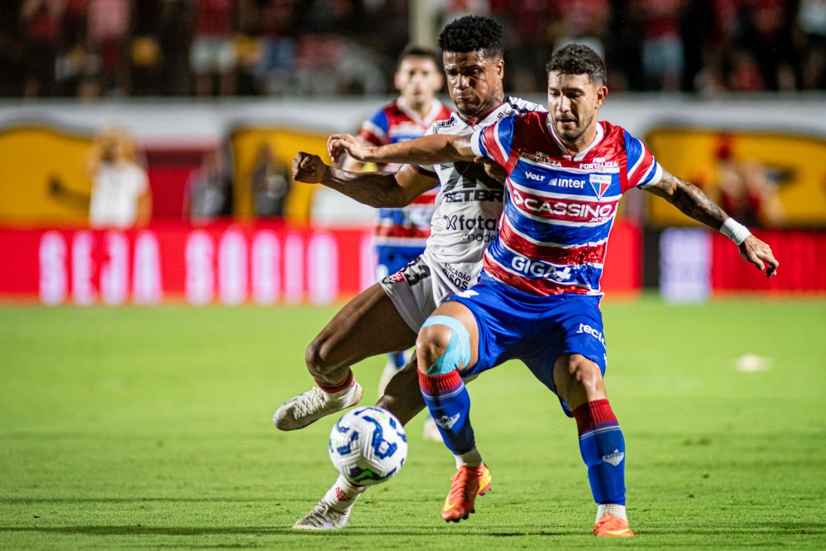 Vídeo: Vitória vence Fortaleza e consegue primeiro triunfo no Brasileirão; confira os gols do Leão