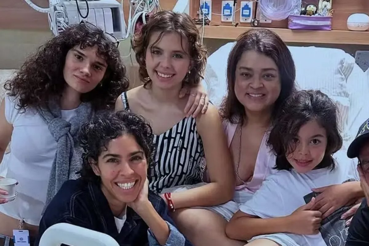 Preta Gil recebe alta hospitalar após internação de 15 dias em São Paulo 