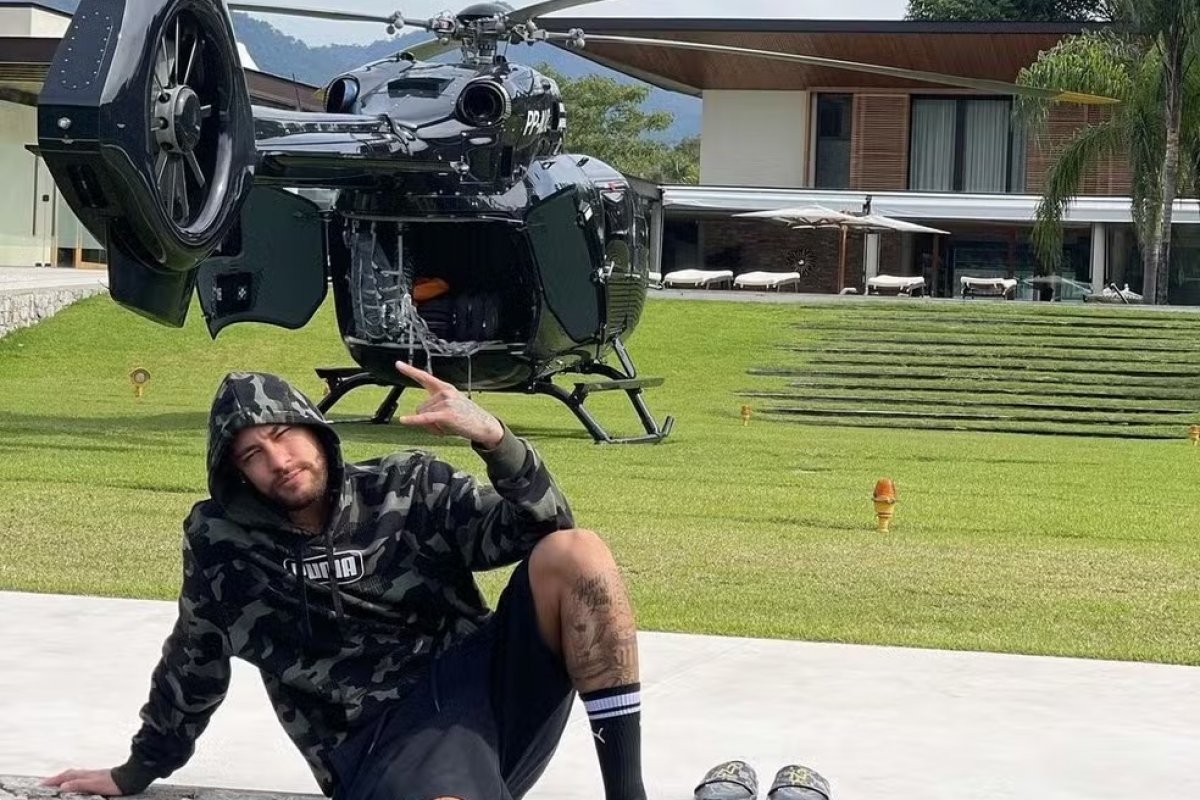Helicóptero de Neymar está proibido de voar por conta de documentação vencida, segundo Anac
