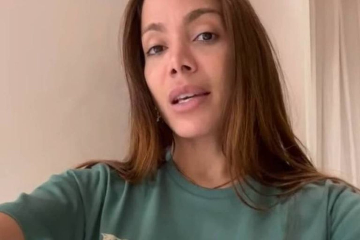 Vídeo: Anitta critica desafetações e leilões de áreas verdes promovidos pela prefeitura de Salvador