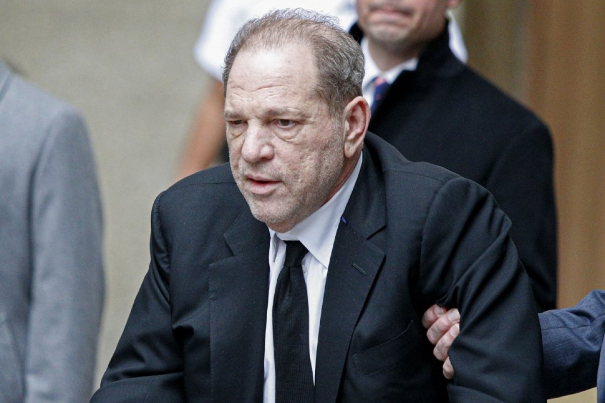 Harvey Weinstein ficará no hospital durante novo julgamento por estupro