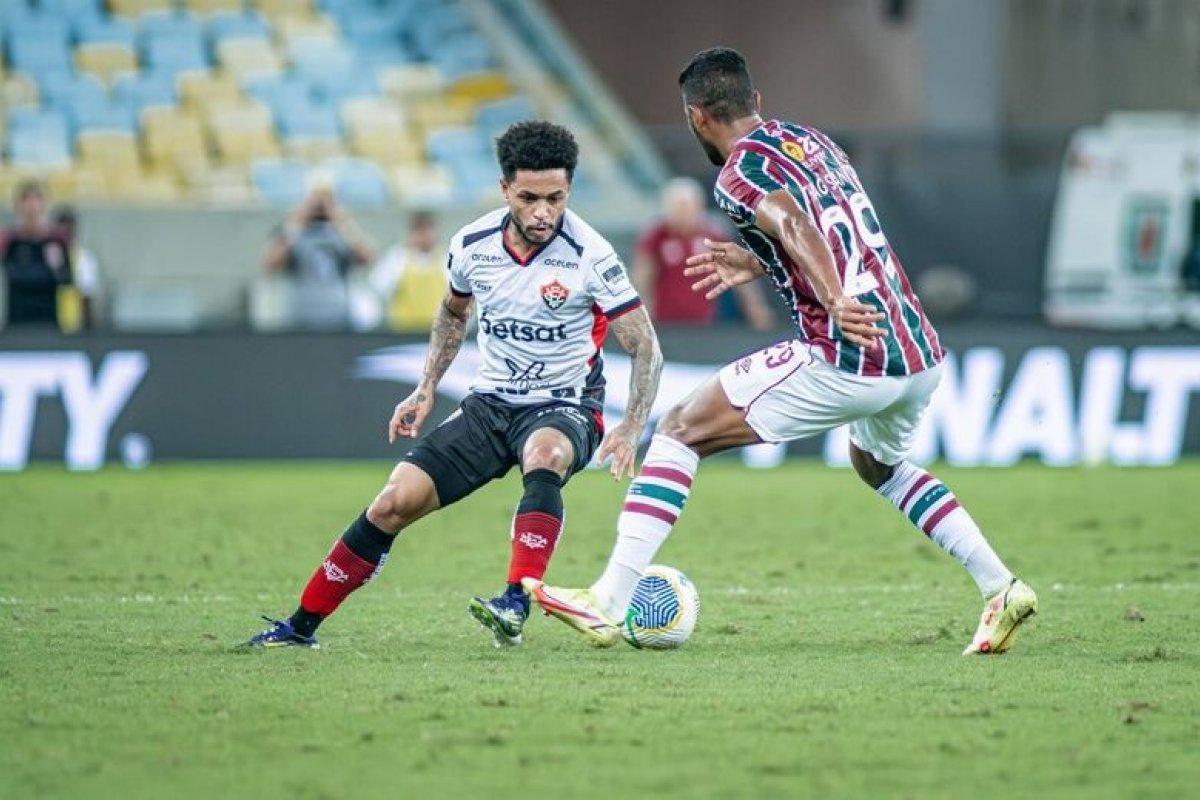 Visando o segundo triunfo consecutivo no Brasileirão, Vitória visita o Fluminense