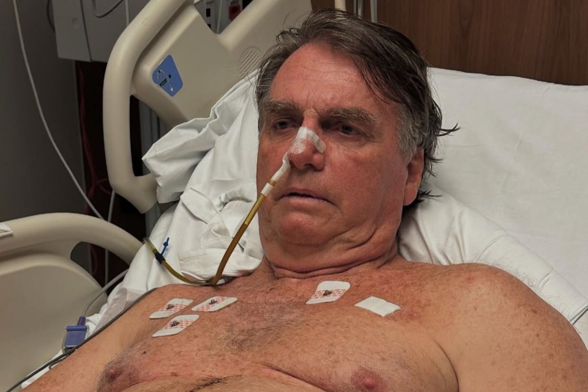 Bolsonaro segue na UTI sem previsão de alta, mas com 'pressão controlada'