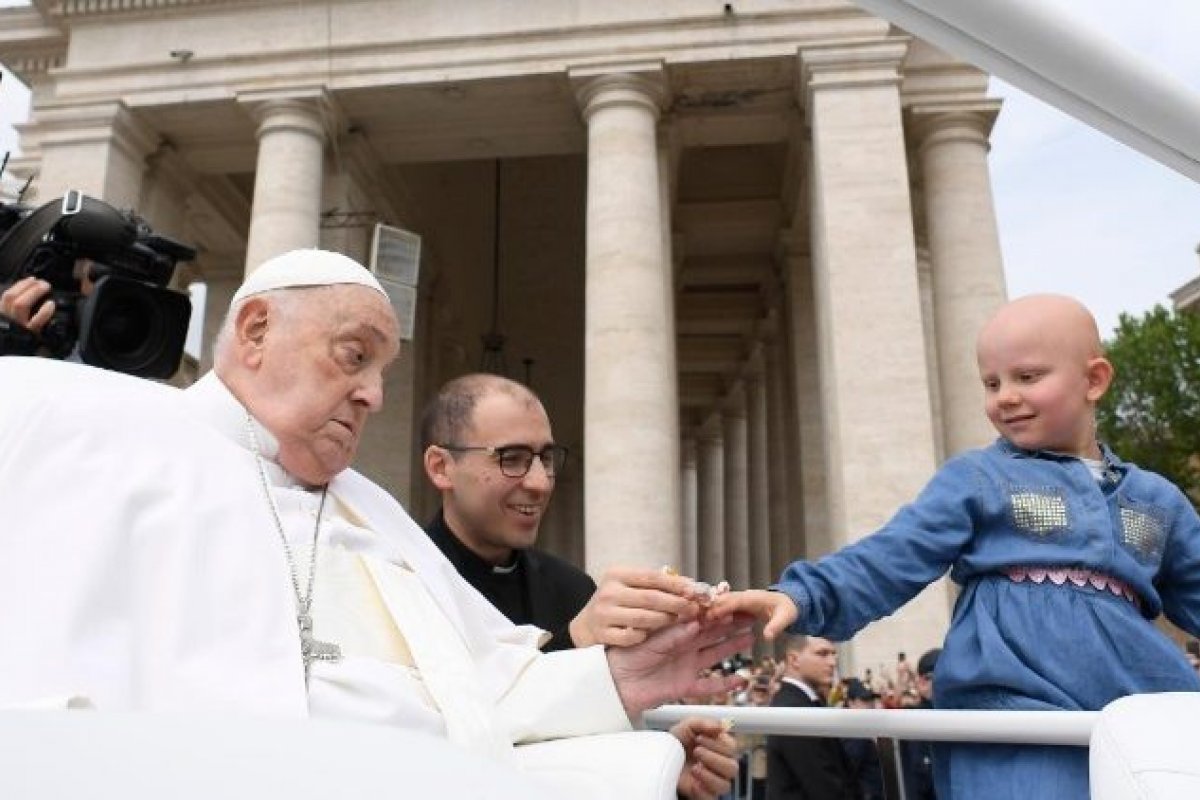 'Acha que consigo?', perguntou papa a enfermeiro na Páscoa; como foram as últimas horas de Francisco