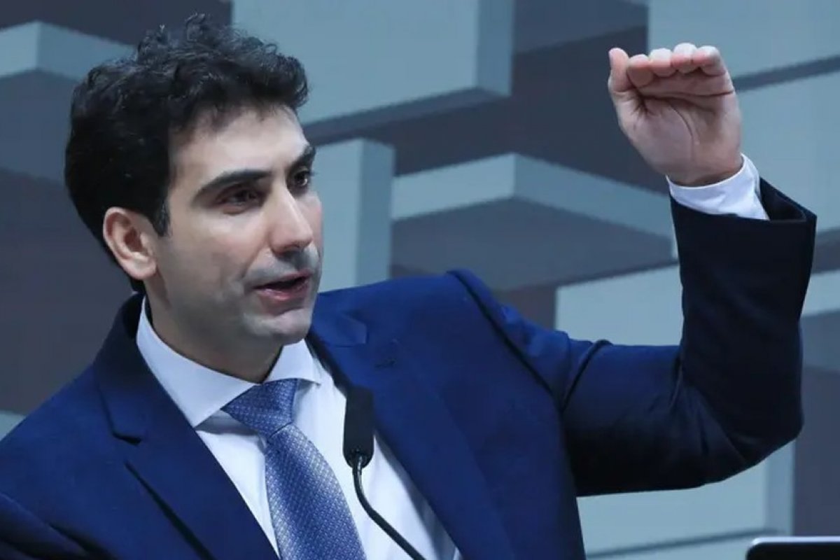 Galípolo vê inflação alastrada e afirma que BC é o 'chato' da festa