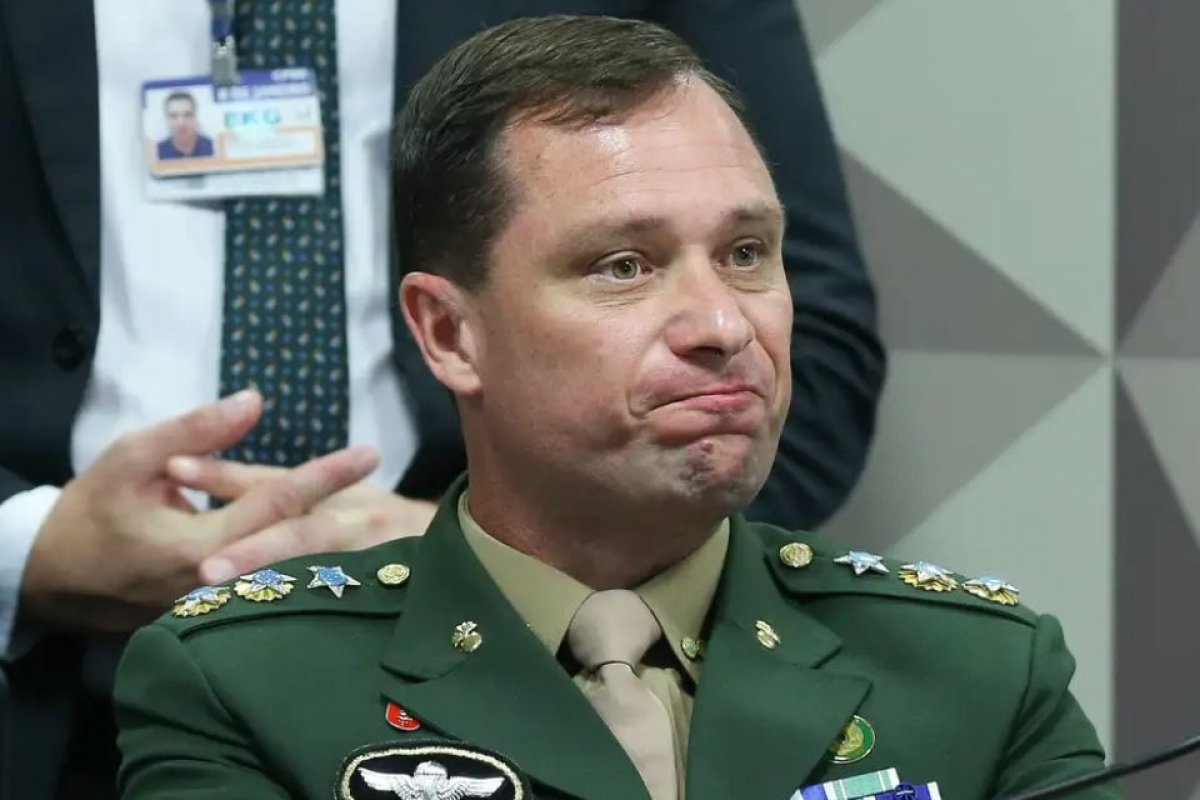 Defesa de Cid pede absolvição e inclui ex-chefes do Exército como testemunhas em processo no STF