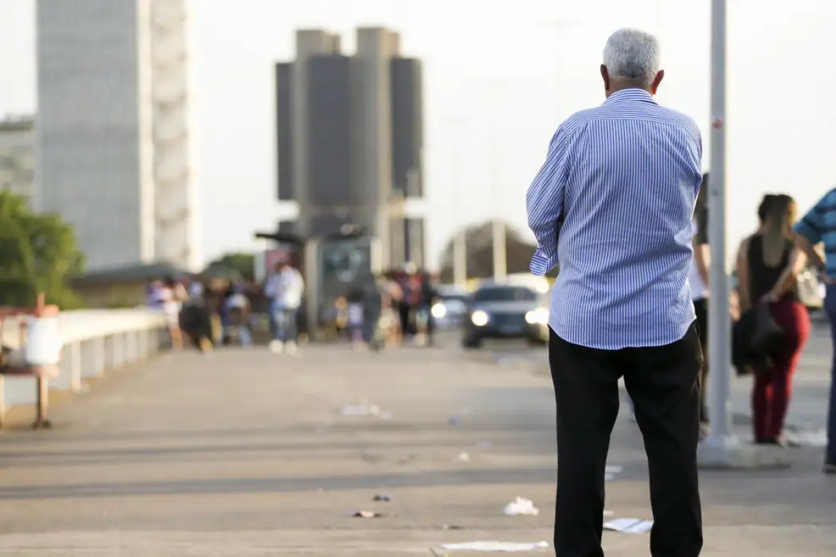 Saiba o que é o donanemabe, medicamento aprovado para tratamento de Alzheimer no Brasil