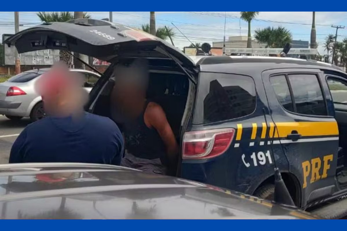 Suspeito de ferir esposa com ferramenta é preso enquanto tentava fugir, em Feira de Santana