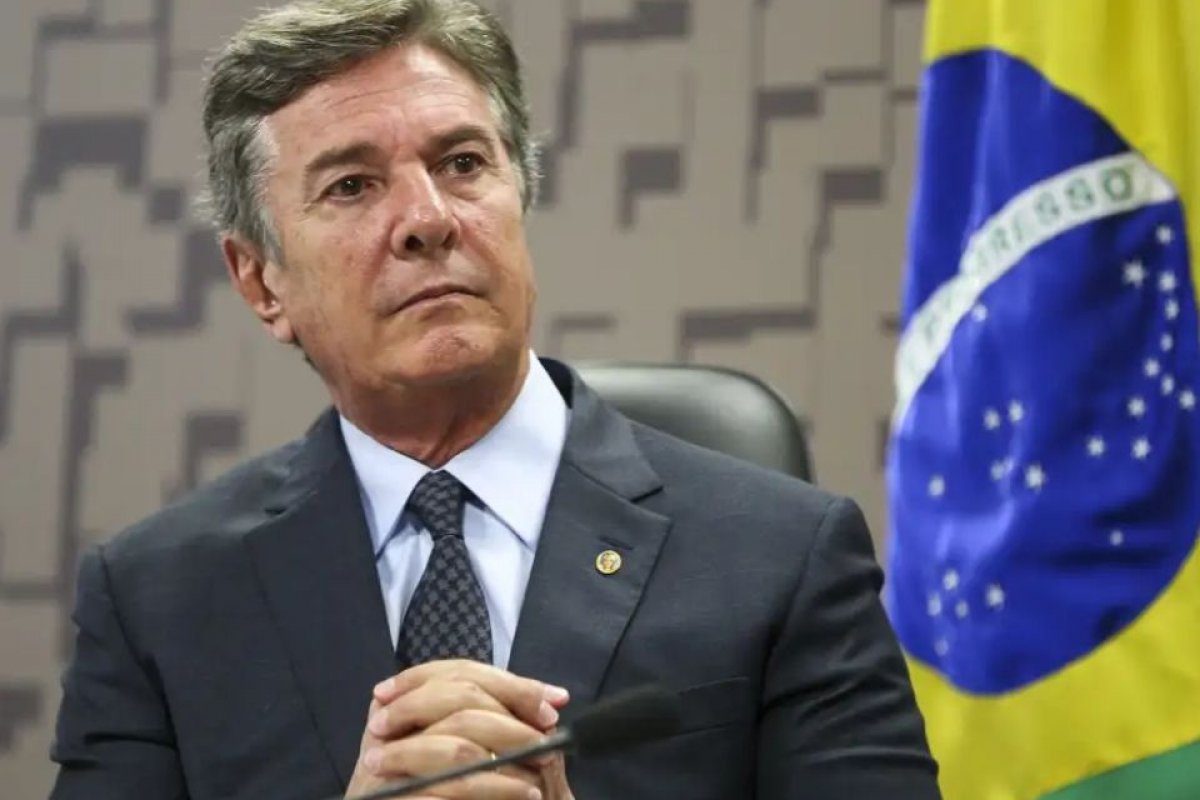 Defesa de Collor pede prisão domiciliar por idade e problemas de saúde