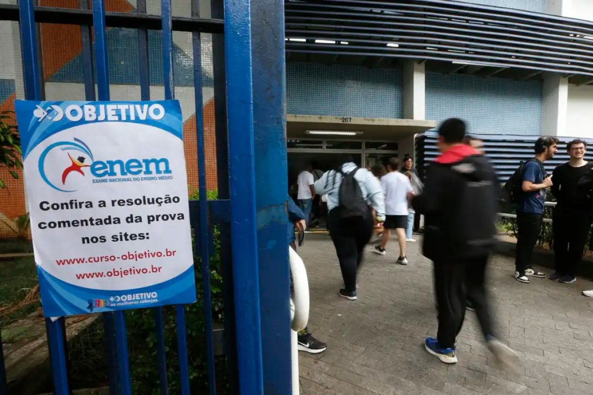 Enem 2025: saiba como pedir isenção de taxa de inscrição