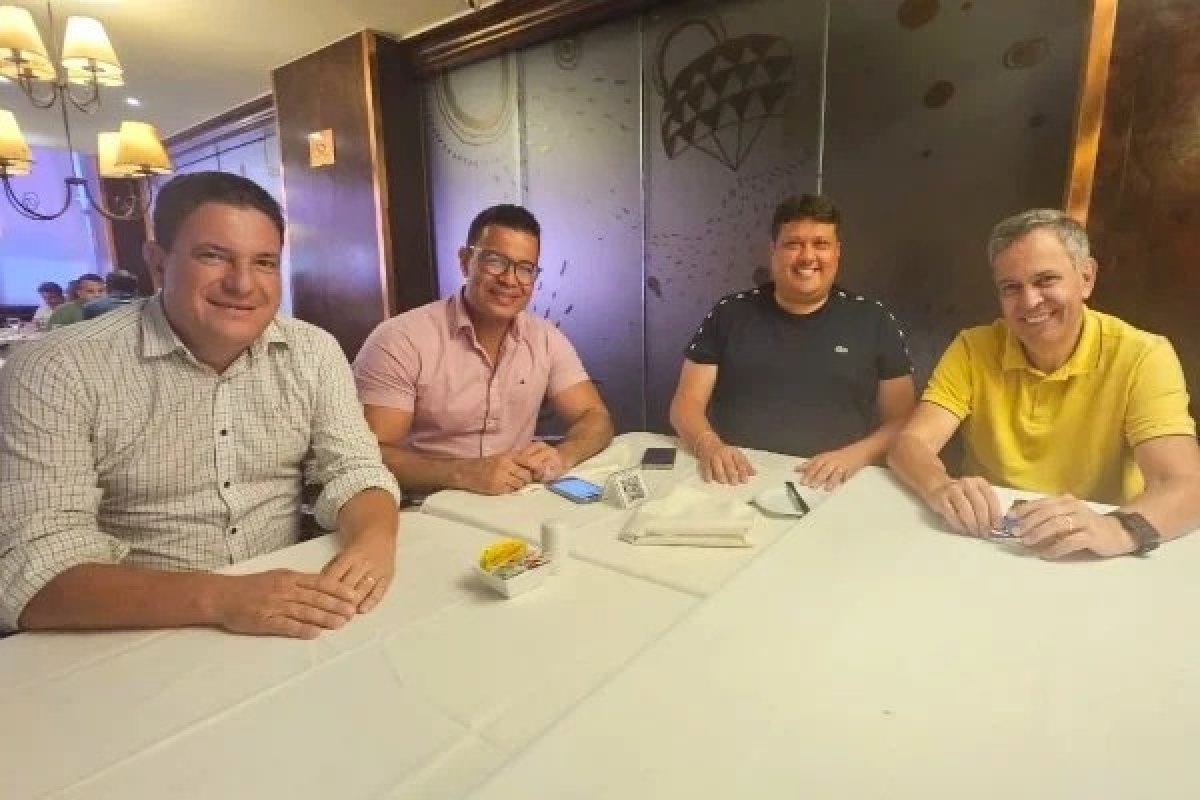 Jerônimo convoca cúpula do PDT para reunião e abre caminho para possível retorno do partido à base