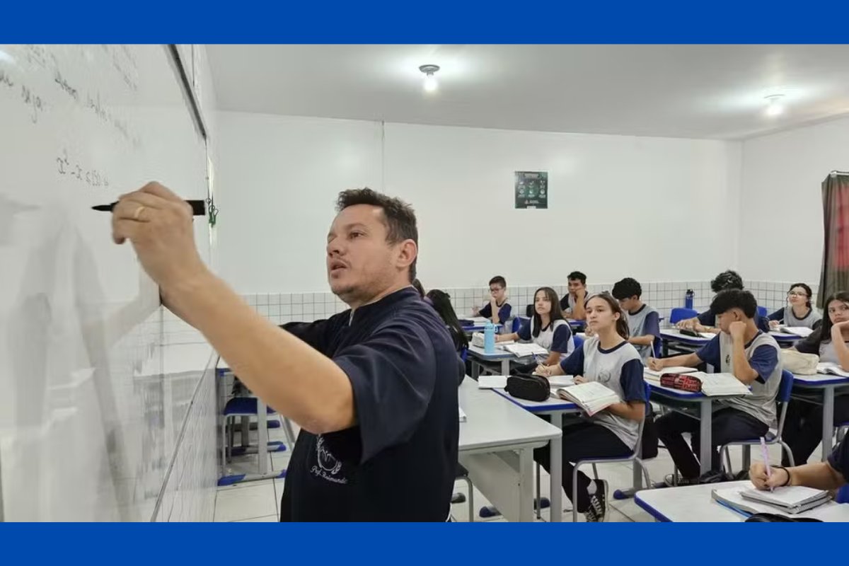 Só 5% dos estudantes da rede pública possuem o conhecimento adequado em matemática no 3° ano do ensino médio, aponta análise