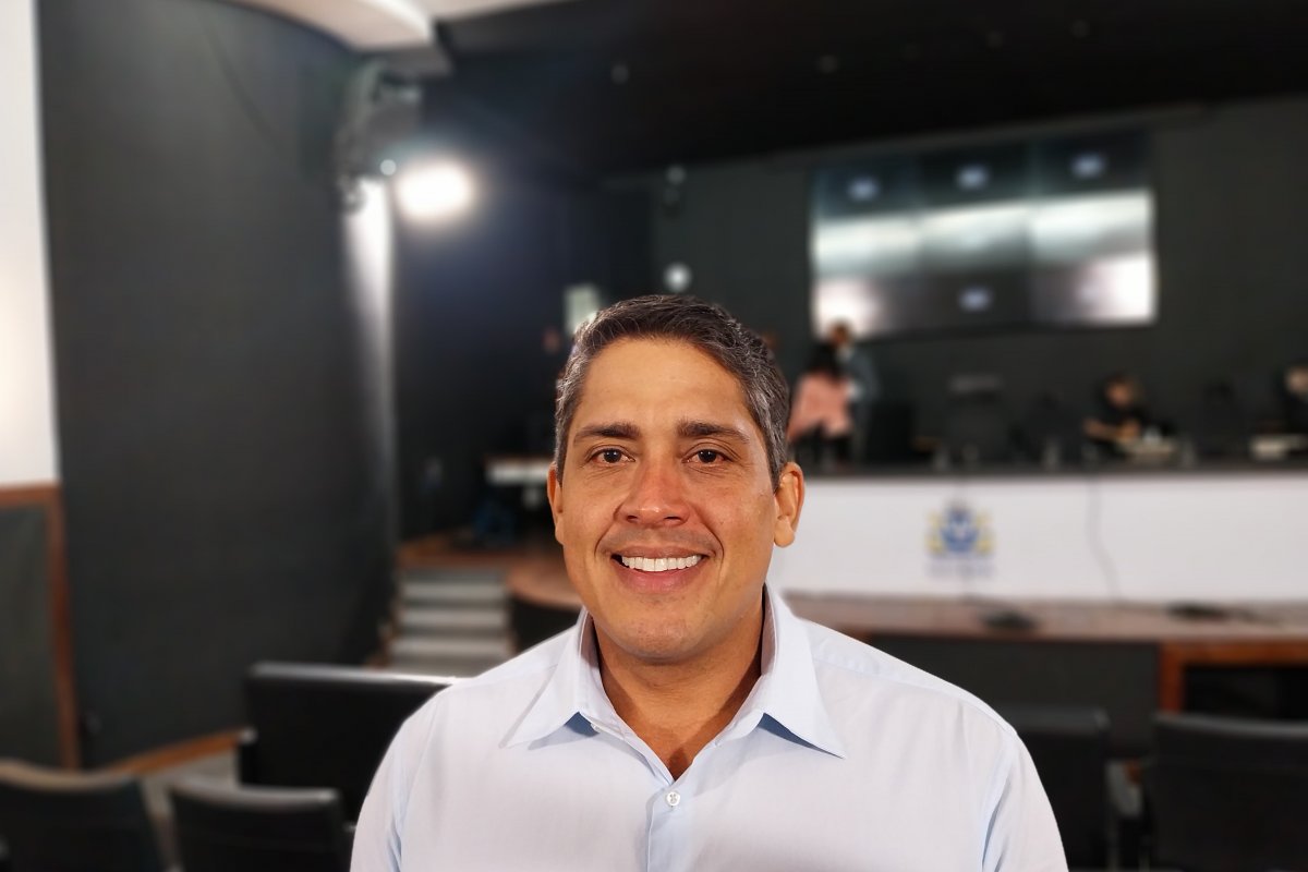 Sidninho descarta deixar base de Bruno Reis, mas confirma insatisfação coletiva com Executivo
