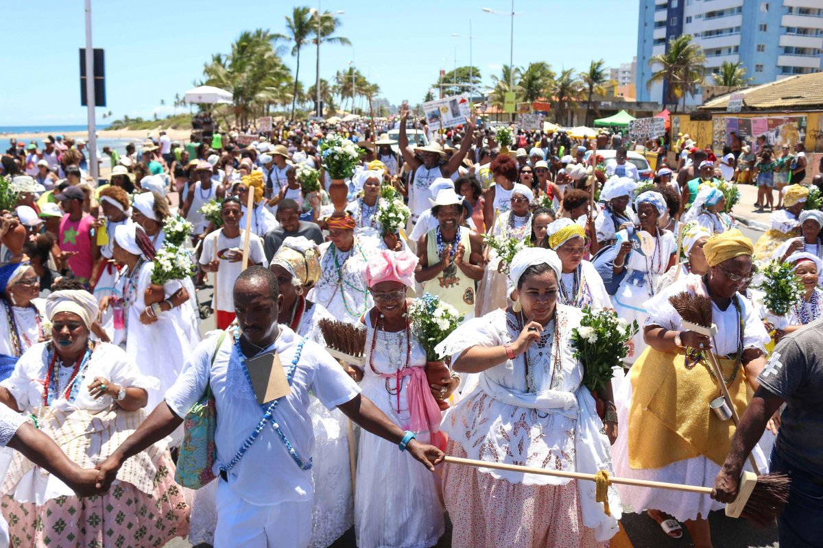 Festa da Lavagem de Itapuã altera o tráfego de veículos nesta quinta-feira (13)