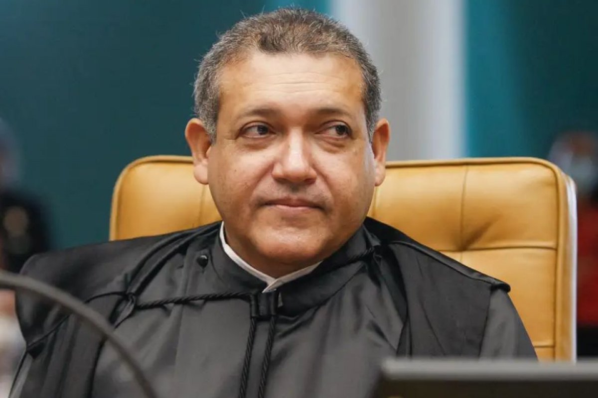 Kassio defende redução de penas do 8 de janeiro em voto contra a prisão de Collor
