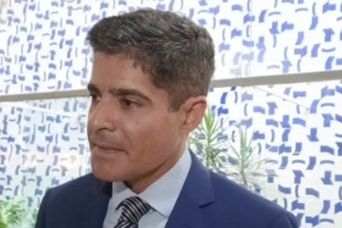 Vídeo: ACM Neto nega que relação com 'Rei do Lixo' atrapalhe eleições: "O que eu tenho de relacionamento com Marcos é de amizade"