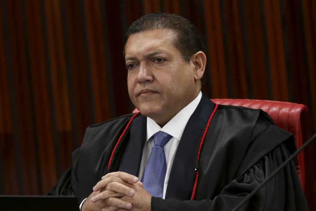 Nunes Marques suspende decisão que cassou prefeito e vice de Barueri