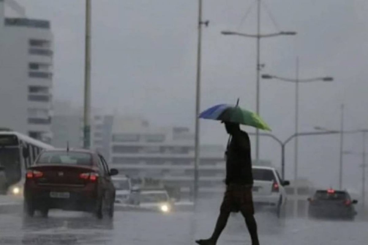 Salvador entra em alerta máximo devido às chuvas neste sábado (3)