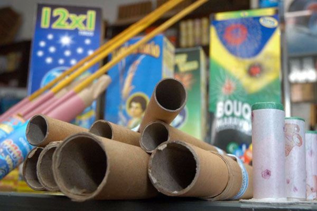 Comércio irregular de fogos de artifício serão autuados em Feira de Santana