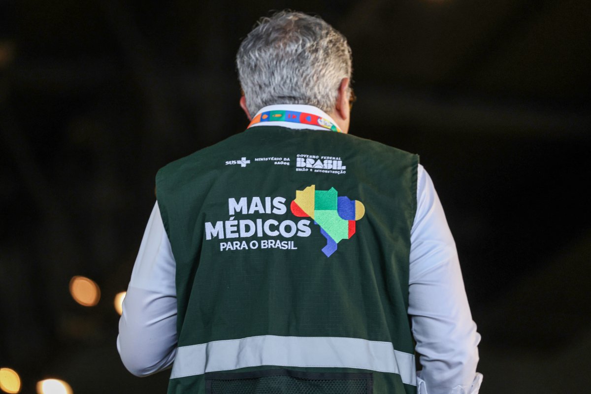 Com mais de 3 mil vagas, inscrições para programa Mais Médicos iniciam na segunda (05)