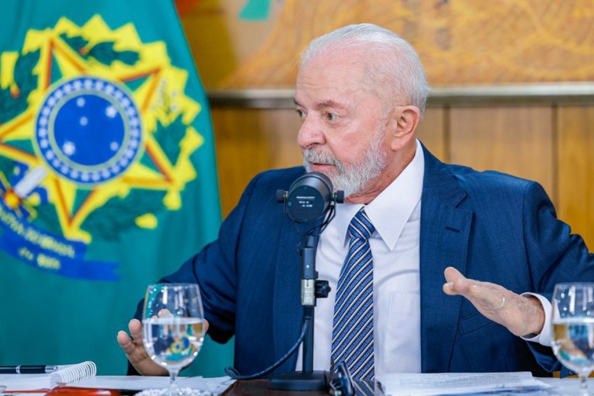 Lula sanciona lei que torna permanente a Política Nacional Aldir Blanc