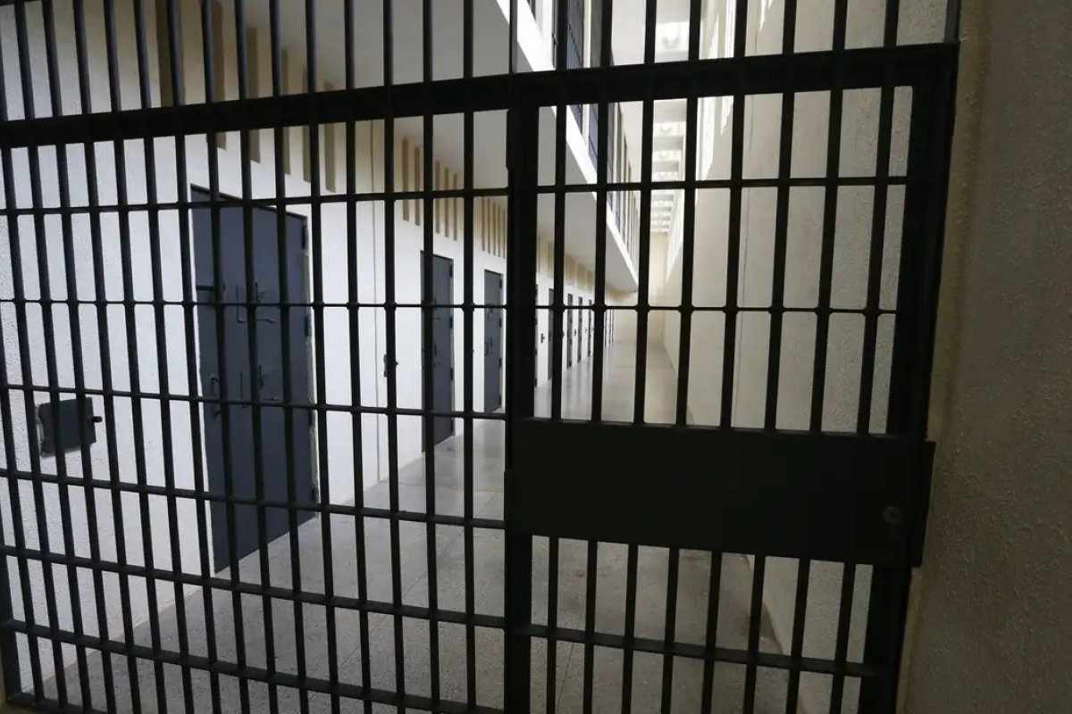 Estudo aponta que 110 mil réus primários por tráfico poderiam ter pena reduzida