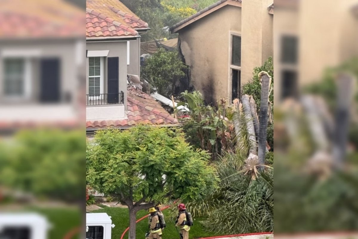 Avião de pequeno porte cai na Califórnia e mata duas pessoas e um cachorro