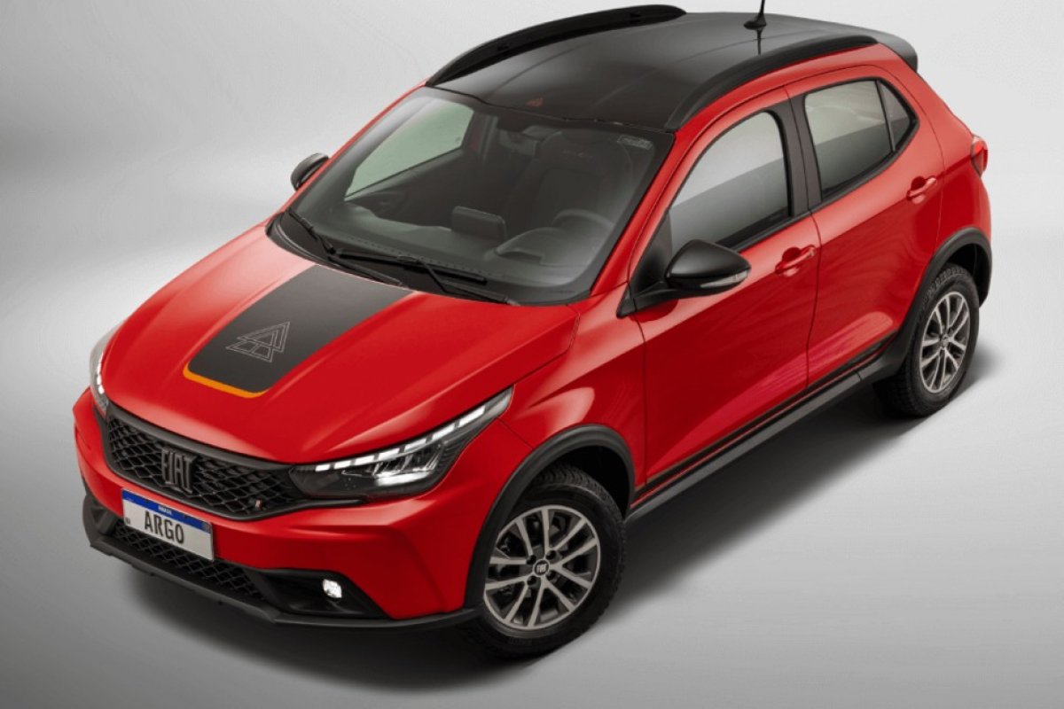 Fiat Argo tem desconto de até R$ 23 mil para PCD: veja os preços