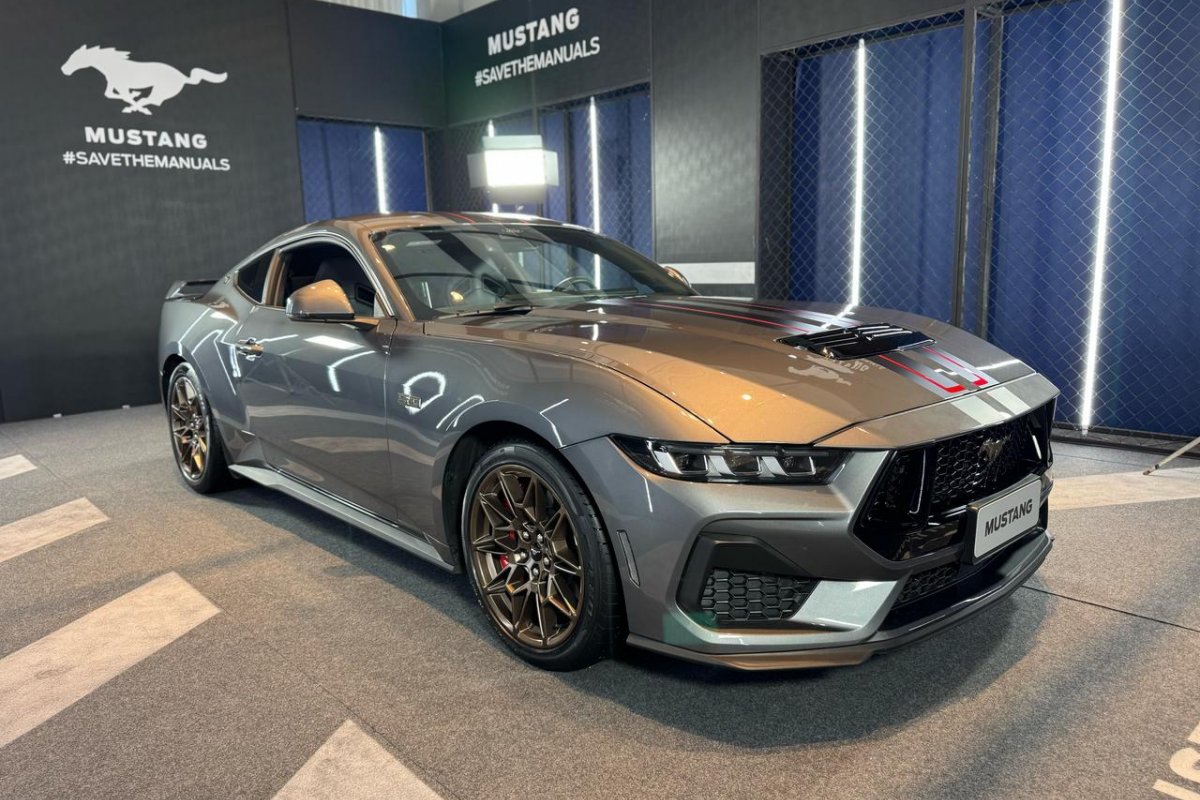 Ford Mustang GT manual já está à venda: veja o preço