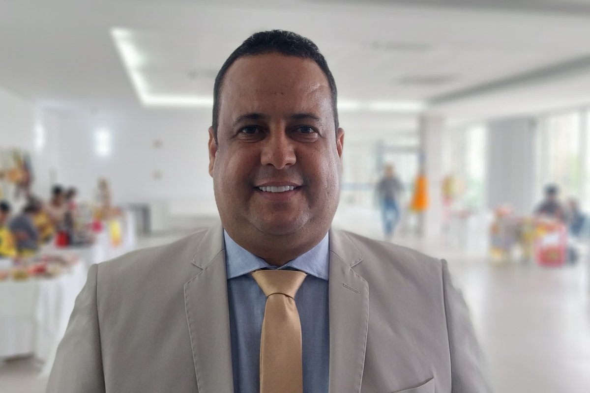 Vídeo: "Imagine por trás das câmeras", lamenta Kel Torres sobre fala de Jerônimo aos eleitores de Bolsonaro