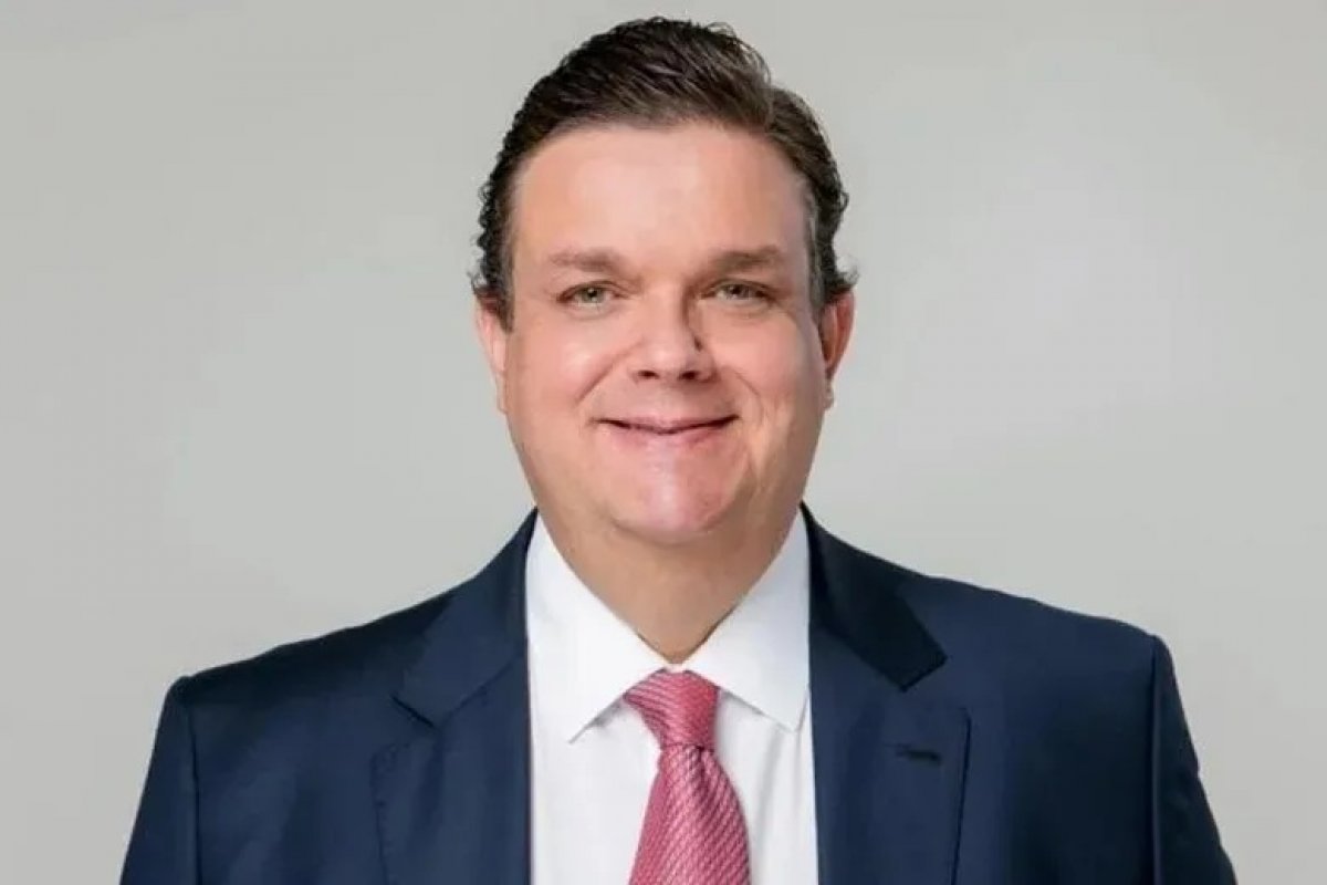 Fraude INSS: novo ministro da Previdência assinou emenda que afrouxou regras de controle de descontos