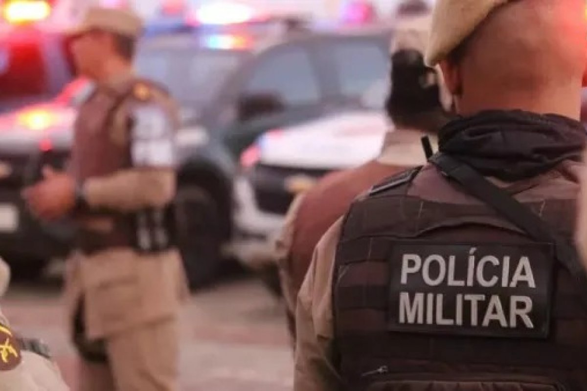 Jerônimo sanciona leis de reajustes salariais das forças de segurança da Bahia