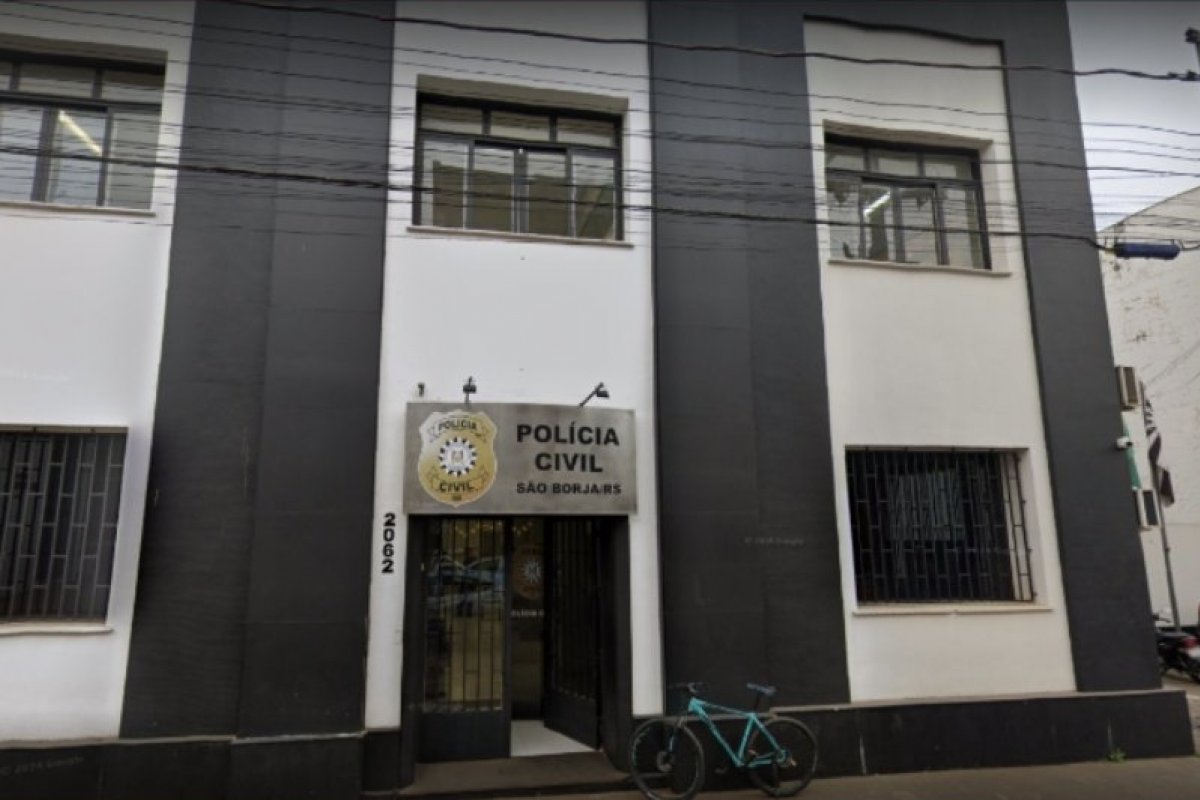 Delegado do RS é preso após ser condenado por estupro de estagiárias