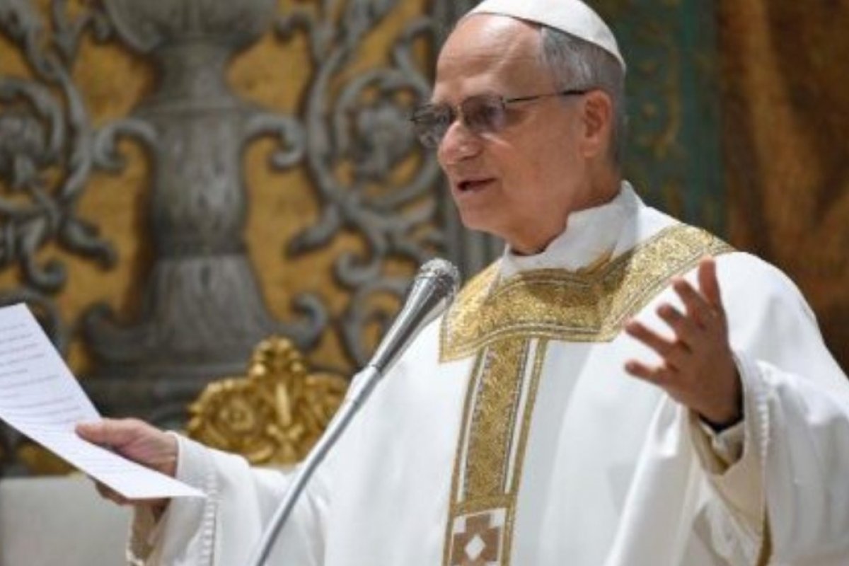 EUA esperam 'aprofundar' relação com o Vaticano após eleição do primeiro papa americano