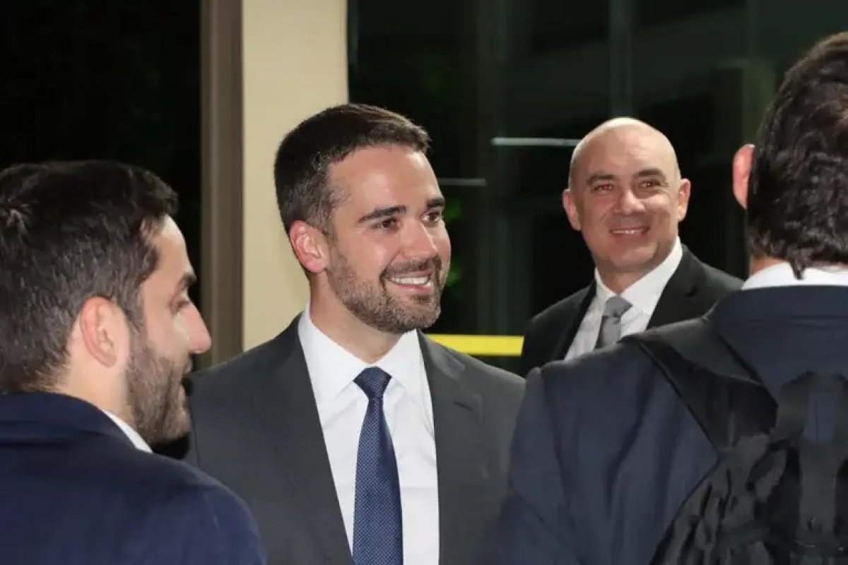 Eduardo Leite deixa PSDB após 24 anos e deve se filiar ao PSD nesta sexta-feira (8)