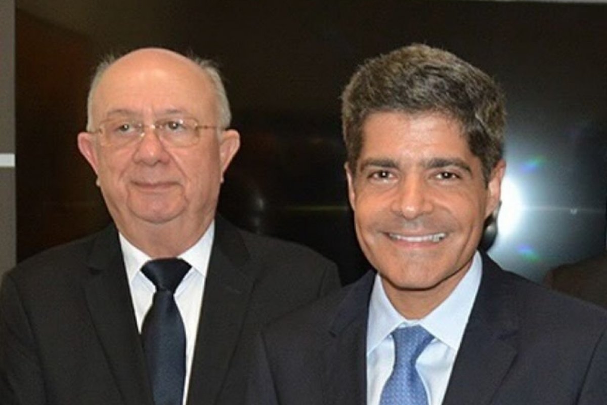 ACM Neto minimiza aproximação entre Zé Ronaldo e Jerônimo e diz que errou ao não escolher 'amigo' como vice